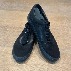 Black Old School Vans new